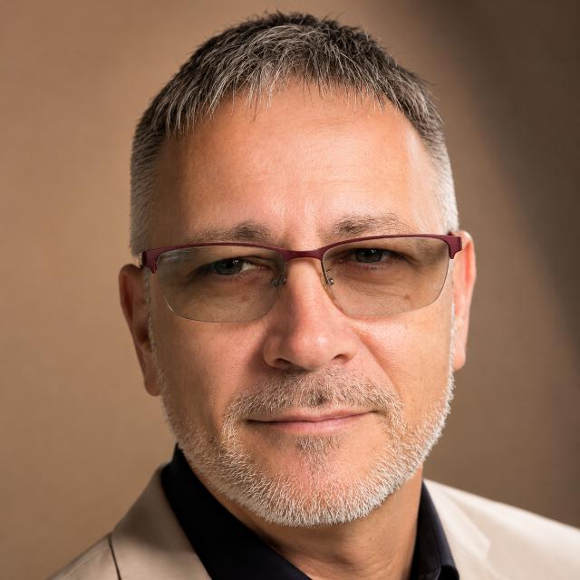 Ovidiu Fogoros, Ihr persönlicher Ansprechpartner bei Fogohaus